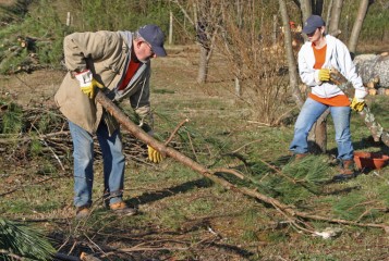 United States Disaster Relief volunteers Bill and Martha national volunteer week