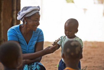 Mozambique-orphans-program-1315MZ-J263