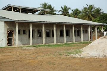Liberia ELWA hospital construction