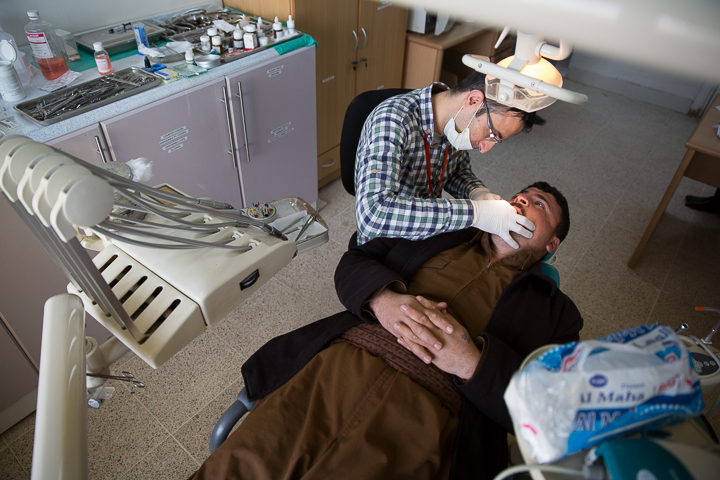 Dentist working in northern Iraq.