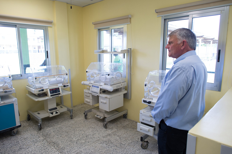 ELWA Hospital Dedicated in Liberia