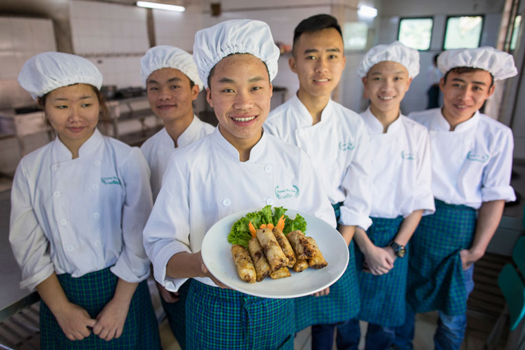 Culinary students at Vietnam vocational school 