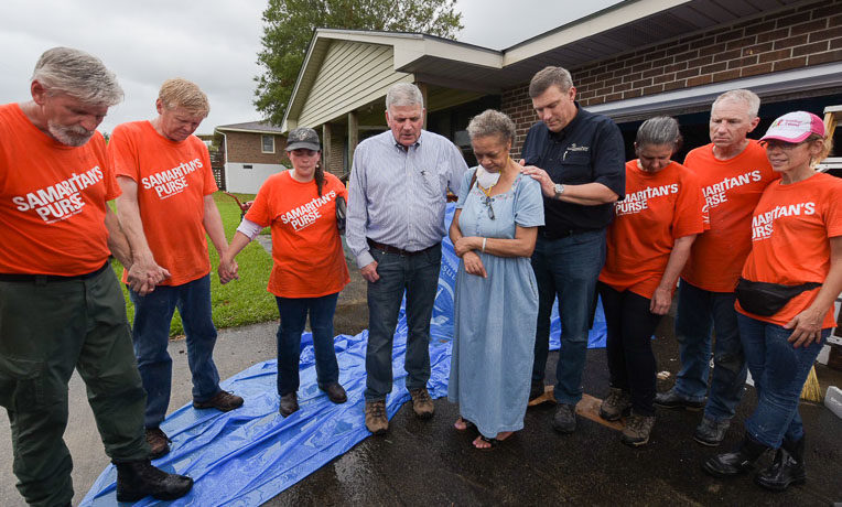 Samaritan's Purse arm-in-arm with local volunteers | Local News |  times-herald.com