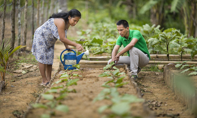 Samaritan's Purse staff teach about home and community gardening.