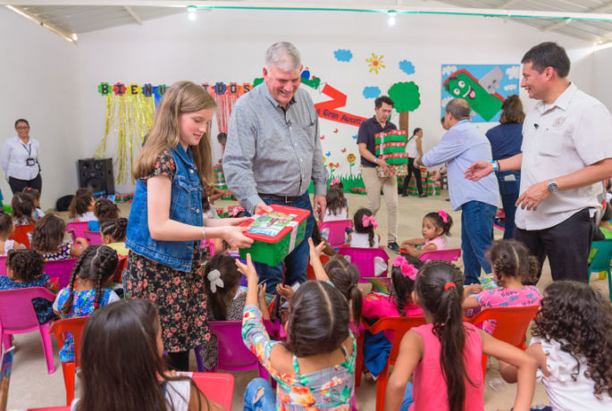 Colombian, Venezuelan Children Receive Shoebox Gifts at Easter