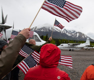 The 2019 Operation Heal Our Patriots summer season began Memorial Day weekend with military couples arriving at Samaritan Lodge Alaska on Sunday.
