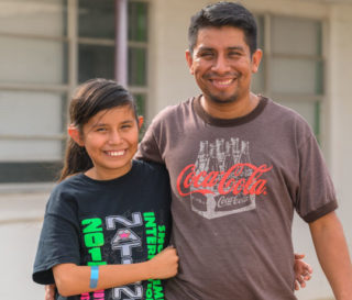 A father and daughter who recently arrived in Laredo were able to clean up, rest, and enjoy a hot meal with our teams at Good Samaritan Migrant, one of our partners at the border.