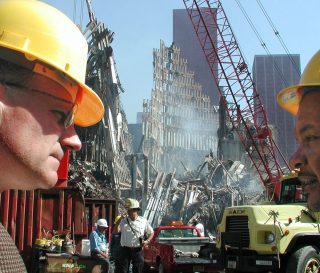 Franklin Graham and New York City deputy mayor Rudy Washington at Ground Zero.