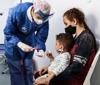 Our medical team in Colombia is conducting health screenings for Venezuelan migrants who’ve often made strenuous journeys back to the border, demonstrating the love of Christ to families who have faced daunting economic struggles.