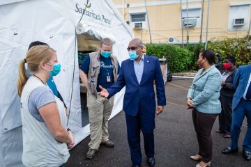 Hubert Minnis, Prime Minister of the Bahamas, tours our facility.