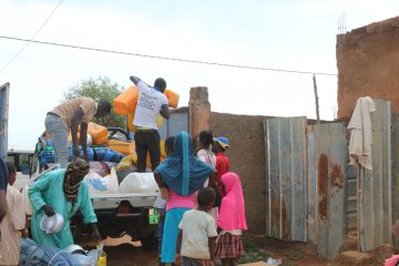 Samaritan's Purse teams in Niger provided internally displaced families with food, cooking supplies, and other items.