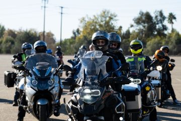 Mas de dos decenas de motociclistas participaron en este evento especial. 