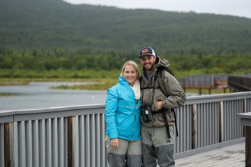 JT Parris de la Marina y su esposa Caroline fortalecen su matrimonio y su fe en Alaska.