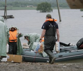 Samaritan's Purse is providing essential items, such as food and water, for those most impacted by the catastrophic floods in southern Ukraine.