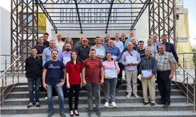 Representantes de varias comunidades se reunieron para celebrar la finalización del proyecto de Samaritan’s Purse de WASH (agua, salubridad e higiene) en Mykolaiv.