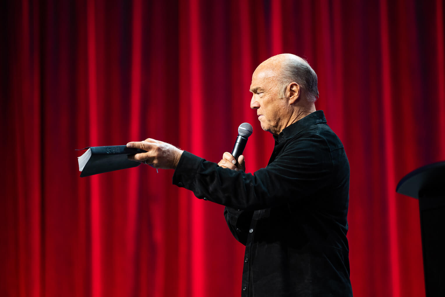 Pastor Greg Laurie used his own experience with his marriage to encourage the military couples.