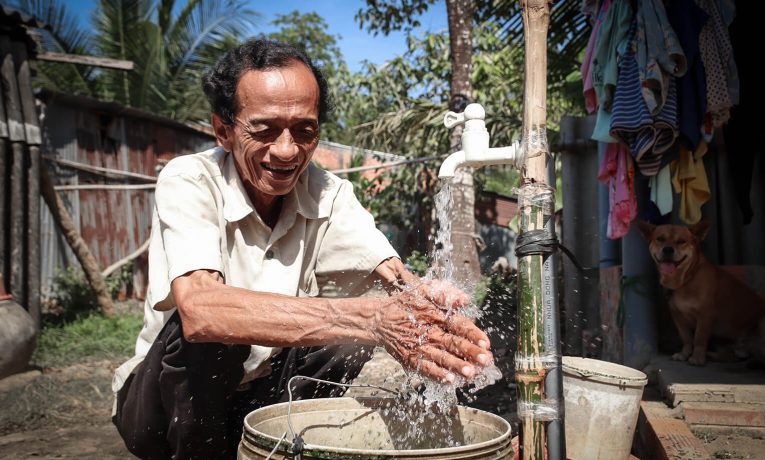 A través de varios proyectos, Samaritan’s Purse alcanza comunidades en Vietnam a través del agua potable.