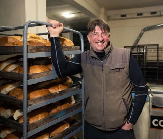 Samaritan’s Purse helped Sergey, a bivocational pastor, rebuild his bakery after his family was displaced by fighting in eastern Ukraine. Today, his freshly-baked bread continues to open doors for the Gospel in his new community.