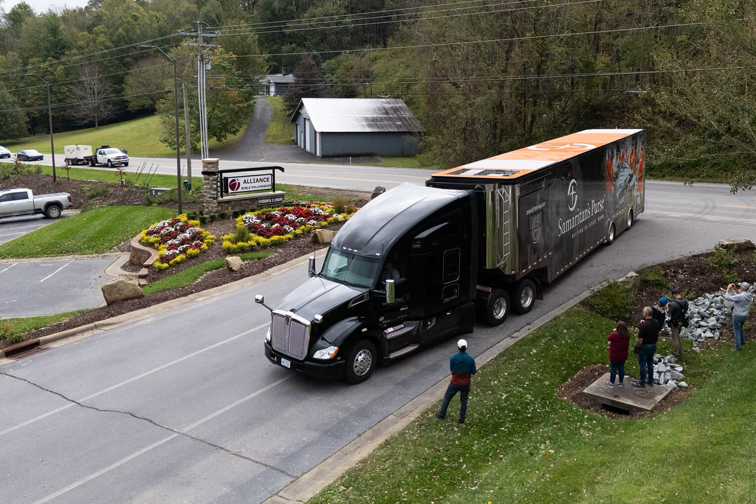 A U.S. Disaster Relief truck arrives at partner church in North Carolina.