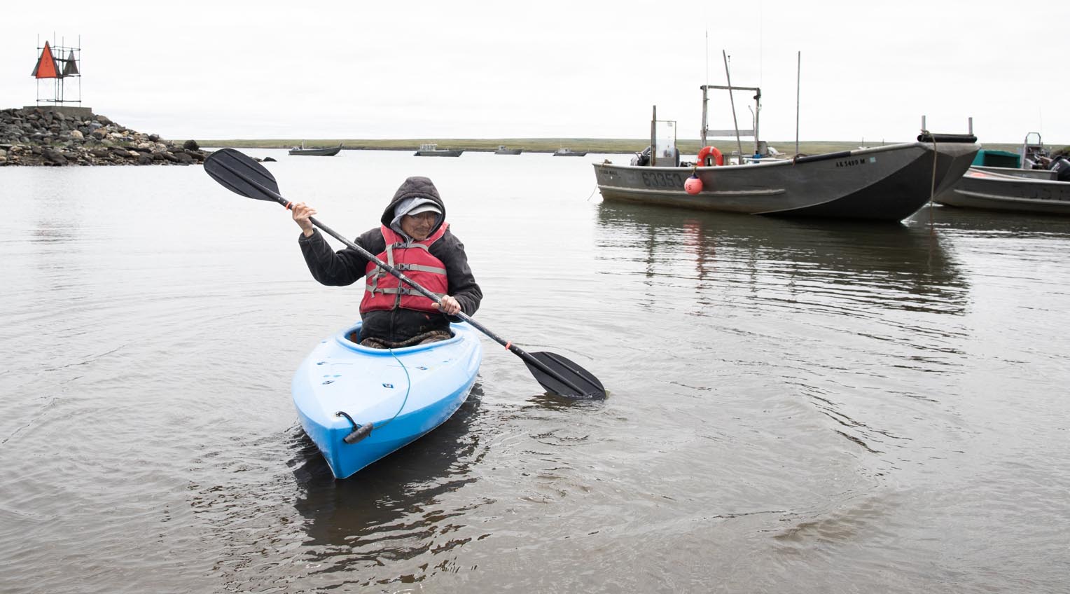 Los habitantes de la isla Nunivak dependen del mar para su sustento, así como del reno y del buey almizclero.