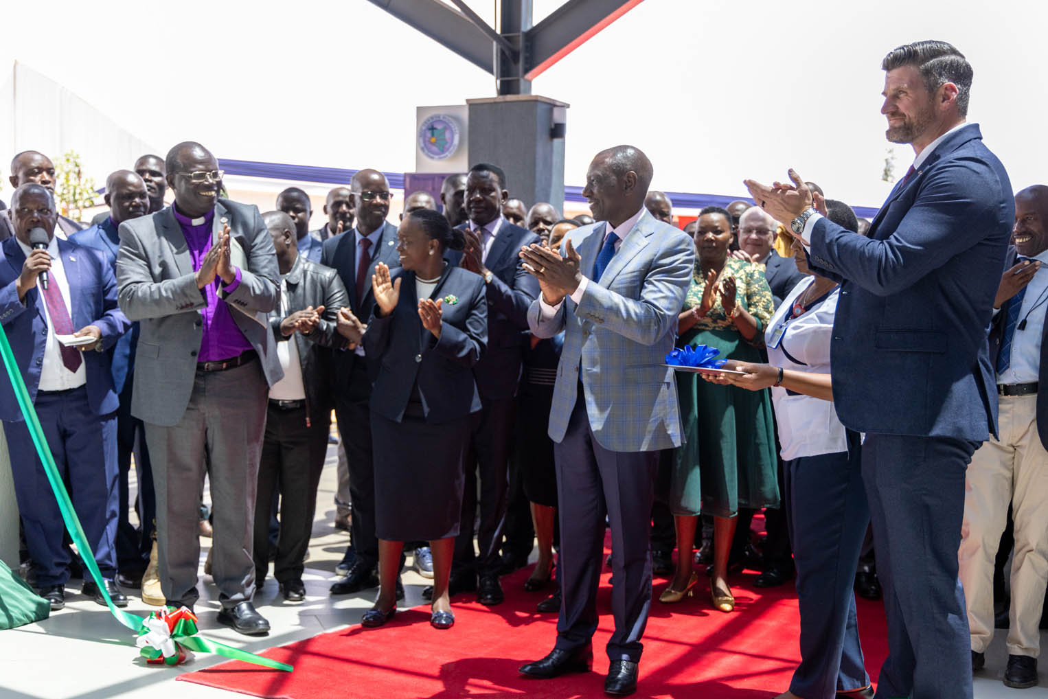 Samaritan's Purse COO Edward Graham joins Kenya President William Samoei Ruto at the ribbon cutting of the new cardiothoracic center at Kenya's Tenwek Hospital.