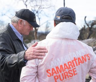 Franklin Graham encourages and prays for a volunteer in LA County, California.