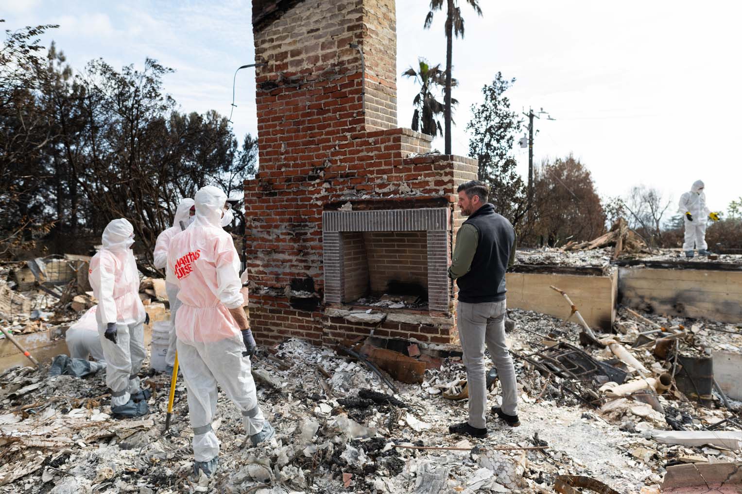 LA County has been devastate by wildfires. Samaritan's Purse teams can offer comfort to the hurting.