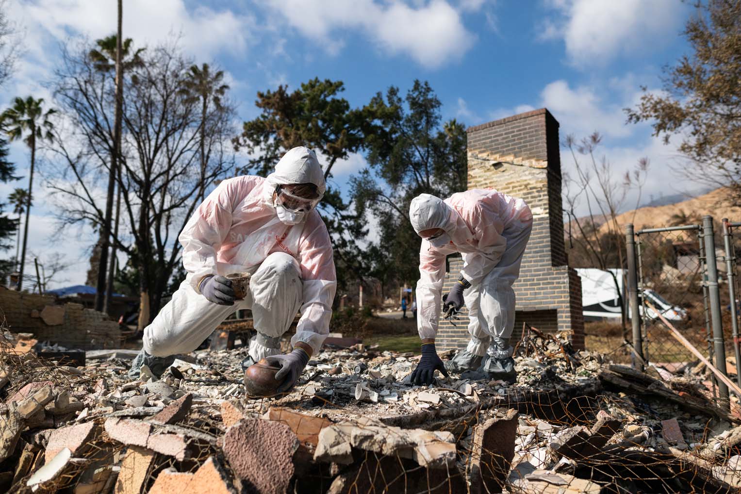 Samaritan's Purse volunteers at work in California.