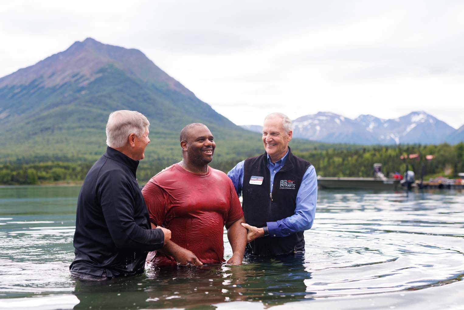 Lorenzo experienced God's forgiveness. He started to follow Jesus as his Lord and Savior and was baptized by chaplains.
