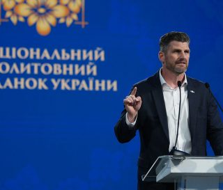 Edward Graham preaches at Ukraine's Prayer Breakfast
