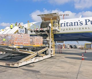 Airlift to Gaza with food