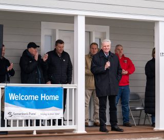 Franklin Graham speaking at Kentucky dedication in cold and snow