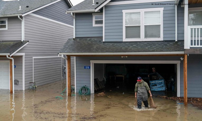 Terrible flooding has hit Washington state.