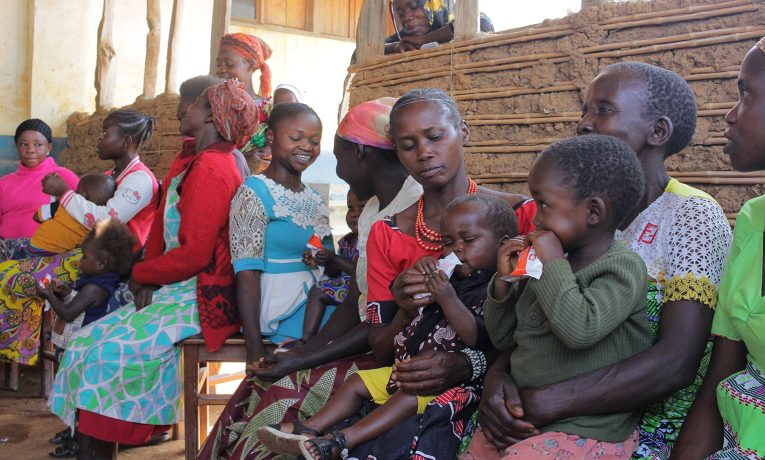 Mothers in Gety attend Samaritan's Purse health and nutrition screenings and training events. Our teams help prevent and treat acute malnutrition.