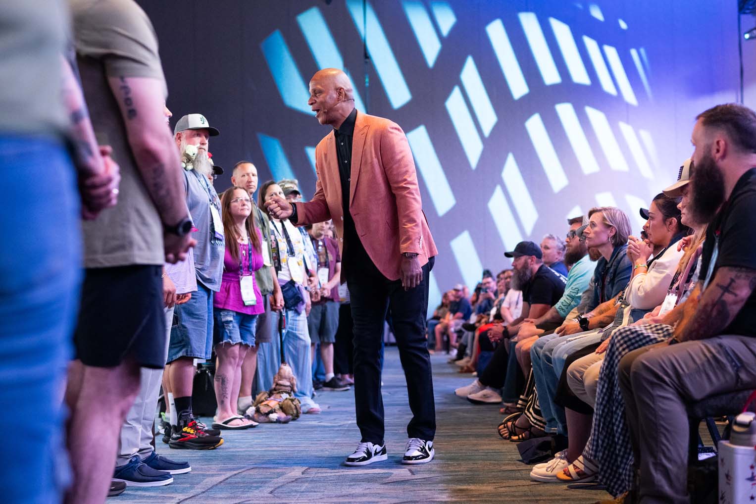 Baseball legend Darryl Strawberry spoke Saturday night describing how faith in Christ transformed his life after years of addiction.