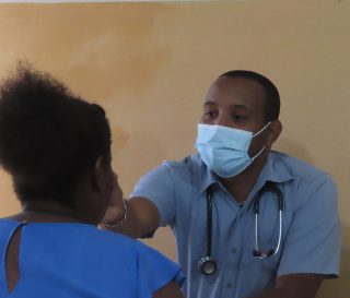 El acceso a la atención médica se está restableciendo para muchos haitianos desplazados.