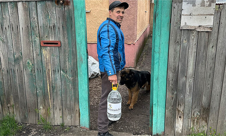 Ukrainian brings home fresh water from Samaritan's Purse
