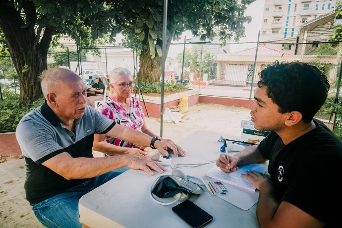 Gabriela y Lucas estuvieron entre los primeros pacientes atendidos por nuestro personal cuando el programa comenzó en marzo.