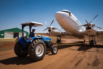 SP Aviation - Eldoret Hangar - Paul Larsen, Mechanic
