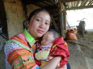 Lu Thi Di learned how to help women safely deliver their babies. 